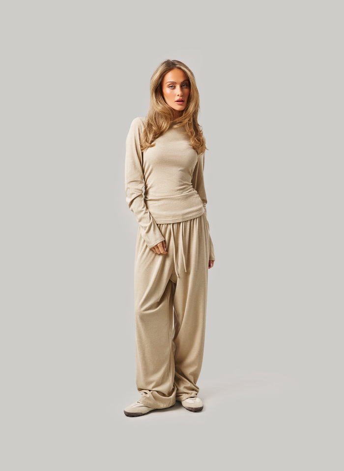 Soft Late Checkout - Beige