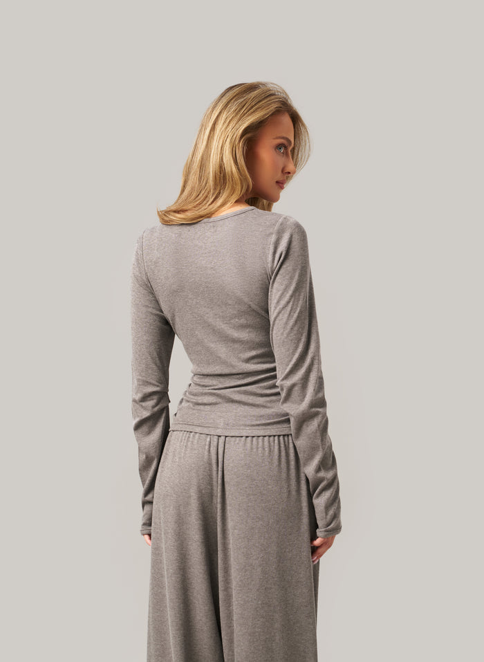 Soft Late Checkout - Grey
